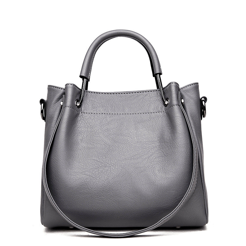 Sophisticated Bag with a Clean Classic Look