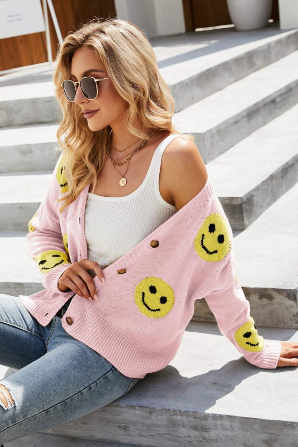 Elegantly Styled Cardigan for Everyday Wear