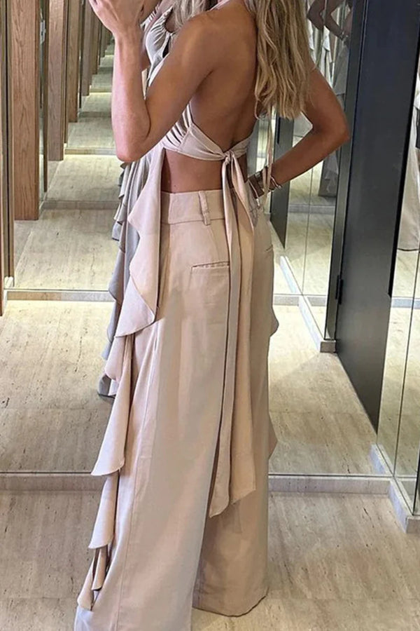 Sophisticated Garment with a Clean Classic Look