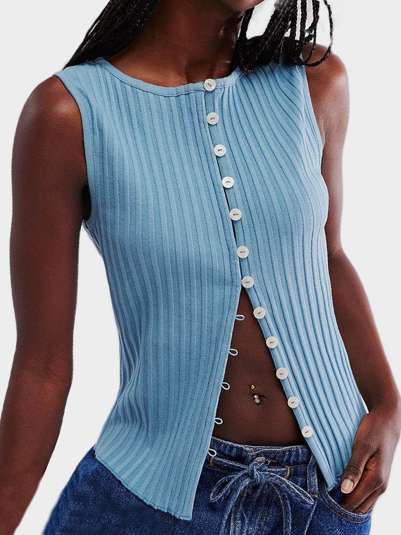 Gracefully Styled Pullover for Any Occasion