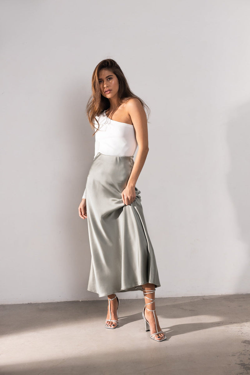 Polished Garment with an Effortless Classic Look