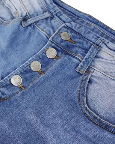 Classic Vintage Garment with a Flattering Fit
