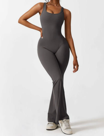 Well Tailored Garment with a Graceful Silhouette