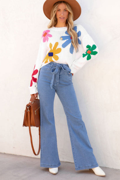 Well Tailored Sweater with a Graceful Silhouette