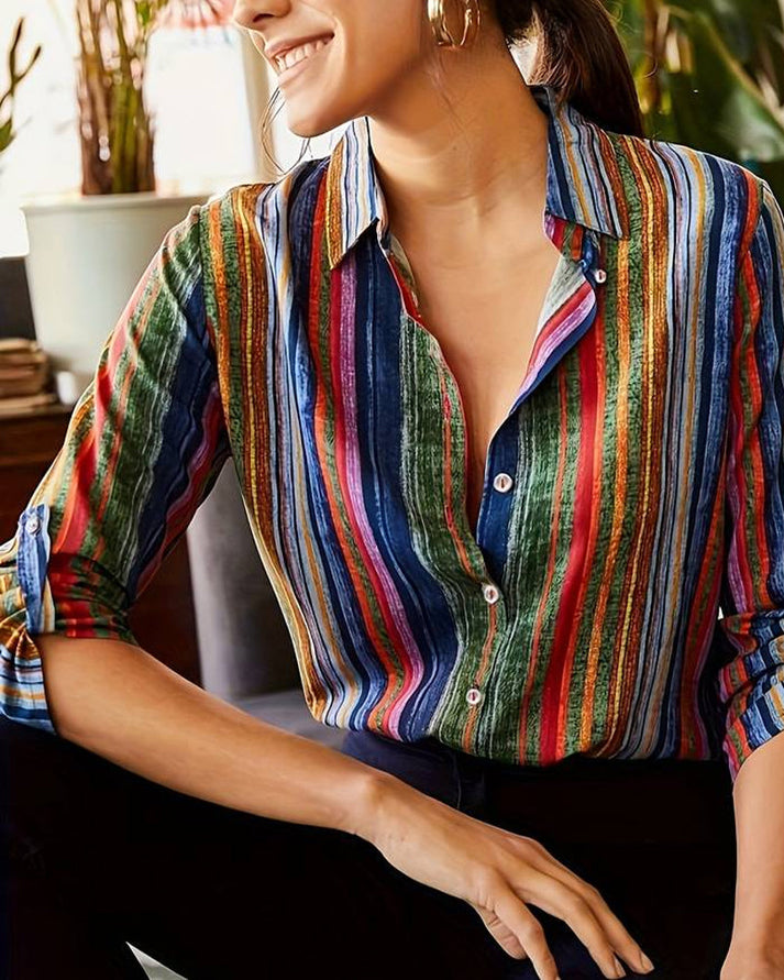 Effortlessly Elegant Blouse with a Timeless Design