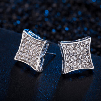 Hurmaava Korvarengas jokaiseen tilaisuuteen