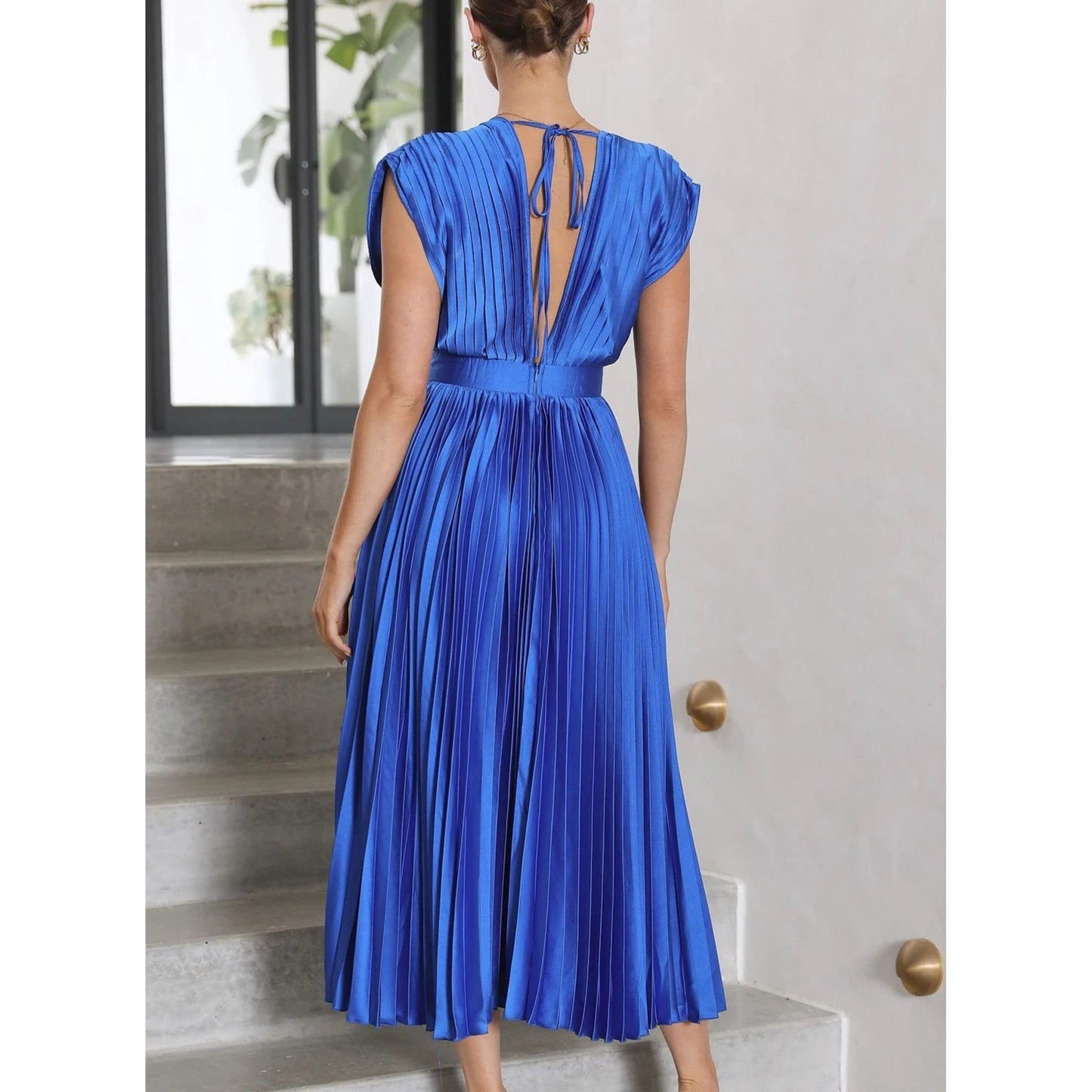 Elegantly Styled Dress for Everyday Wear
