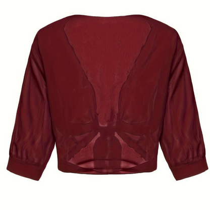 Effortlessly Elegant Blouse with a Timeless Design