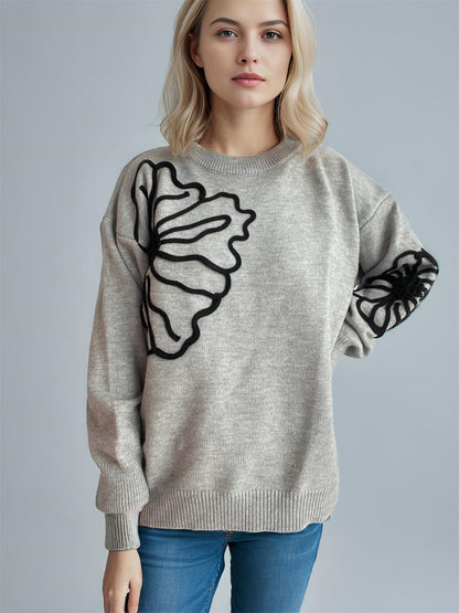 Effortlessly Elegant Sweater with a Timeless Design