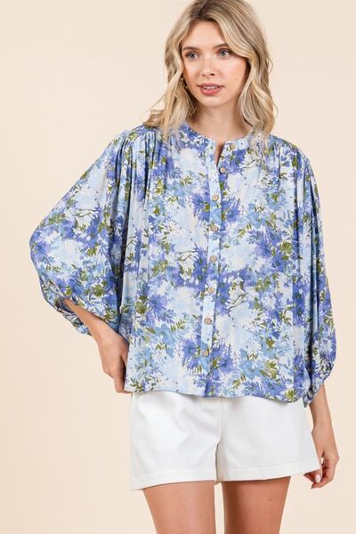 Classic Vintage Blouse with a Flattering Fit