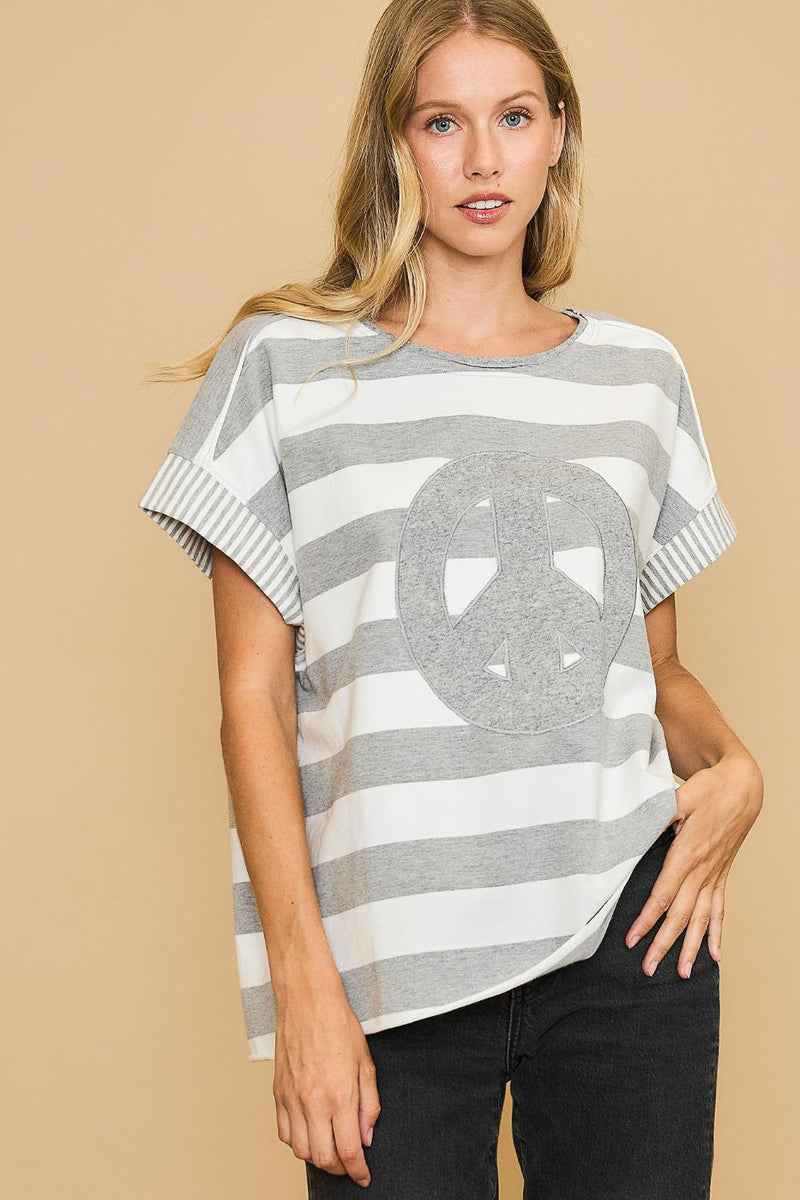 Effortlessly Elegant T-Shirt with a Timeless Design