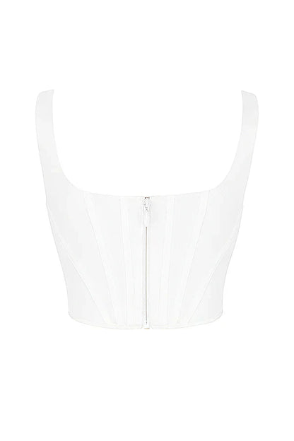 Well Tailored Top with a Graceful Silhouette