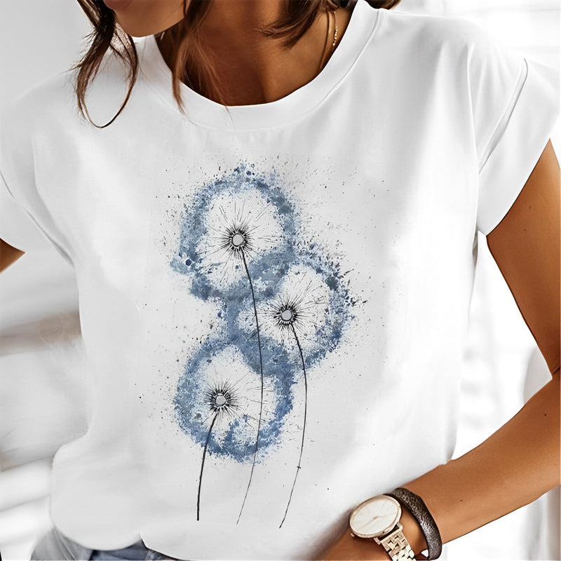 Well Tailored T-Shirt with a Graceful Silhouette