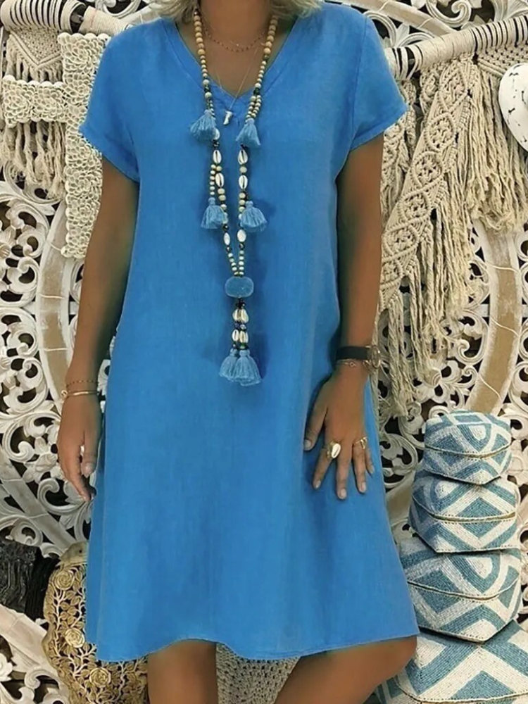 Beautifully Crafted Dress in a Classic Style