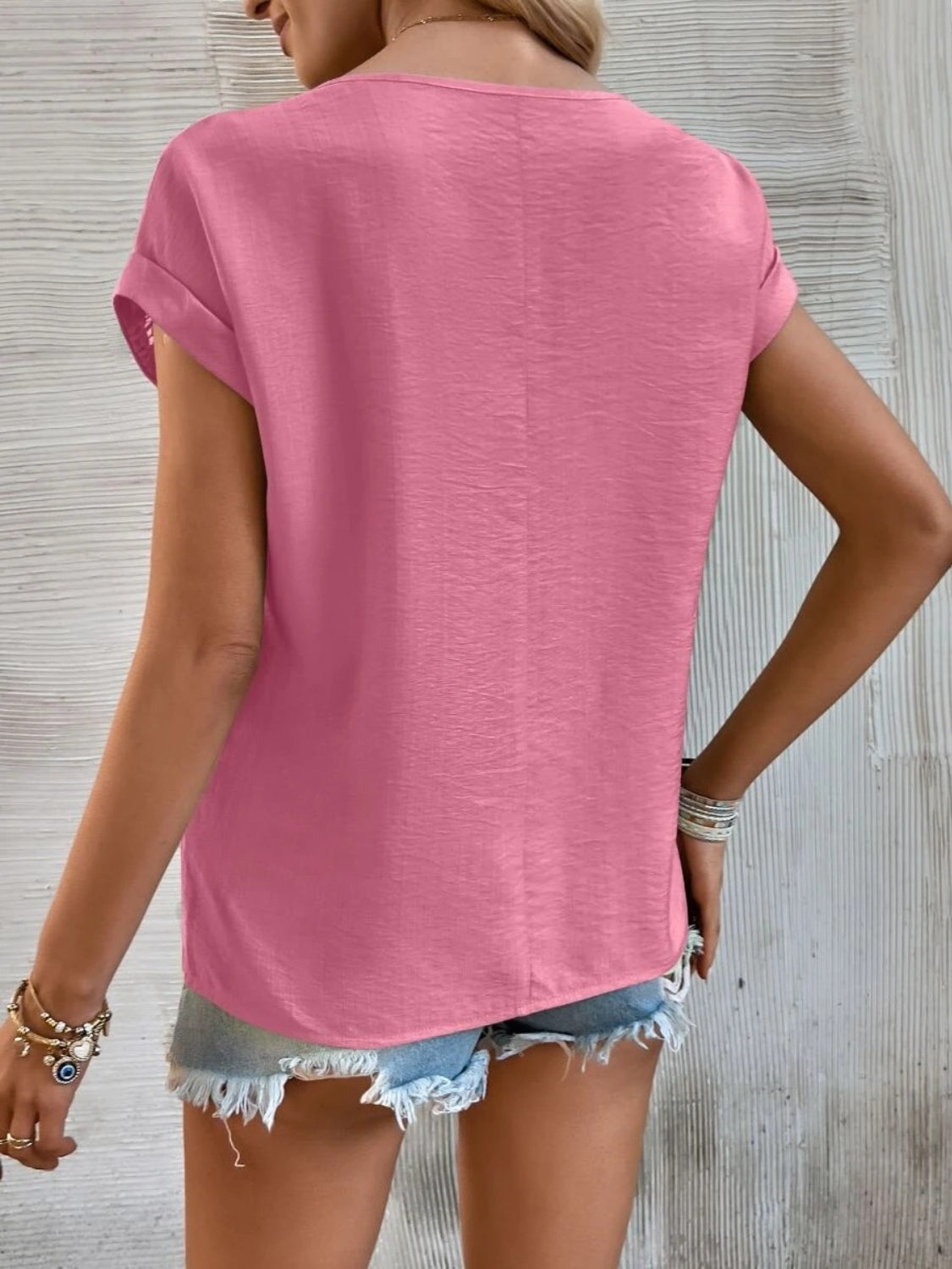 Effortlessly Elegant Top with a Timeless Design