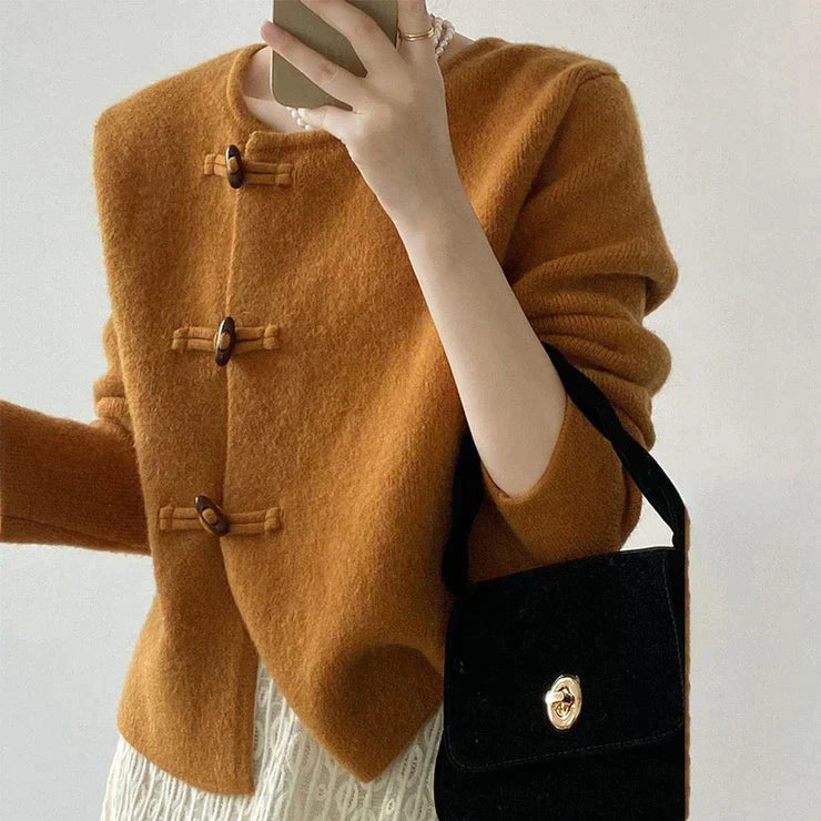Elegantly Styled Jacket for Everyday Wear