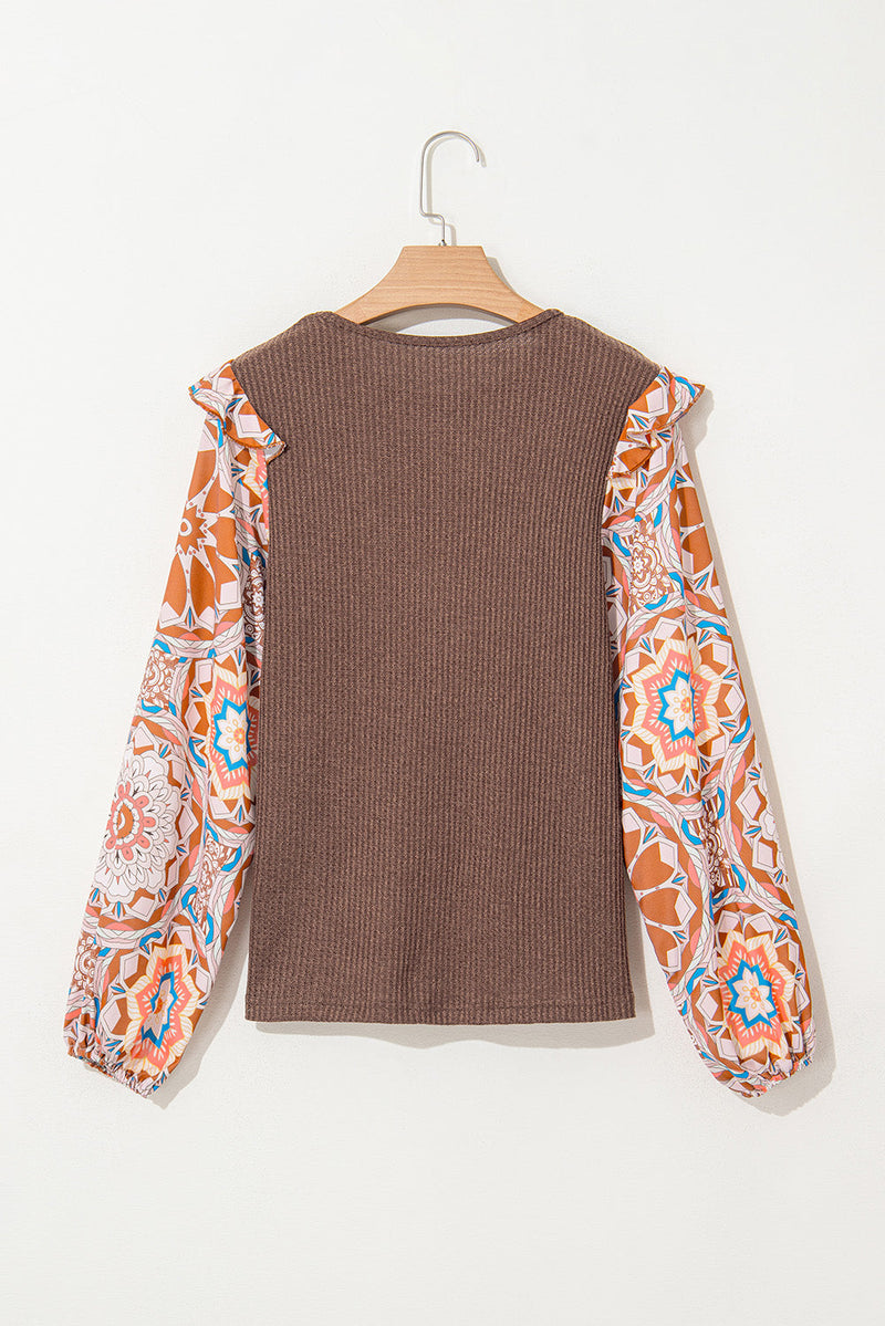 Well Tailored Blouse with a Graceful Silhouette
