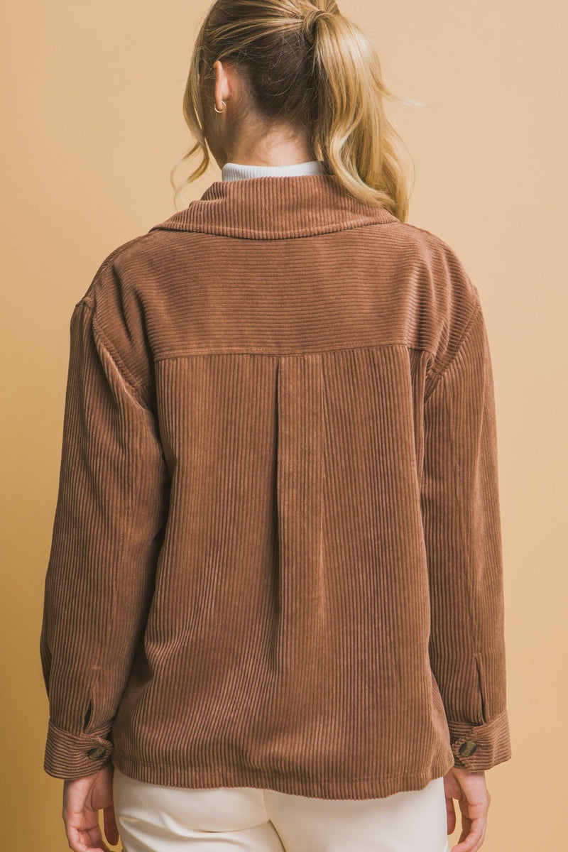 Well Tailored Jacket with a Graceful Silhouette