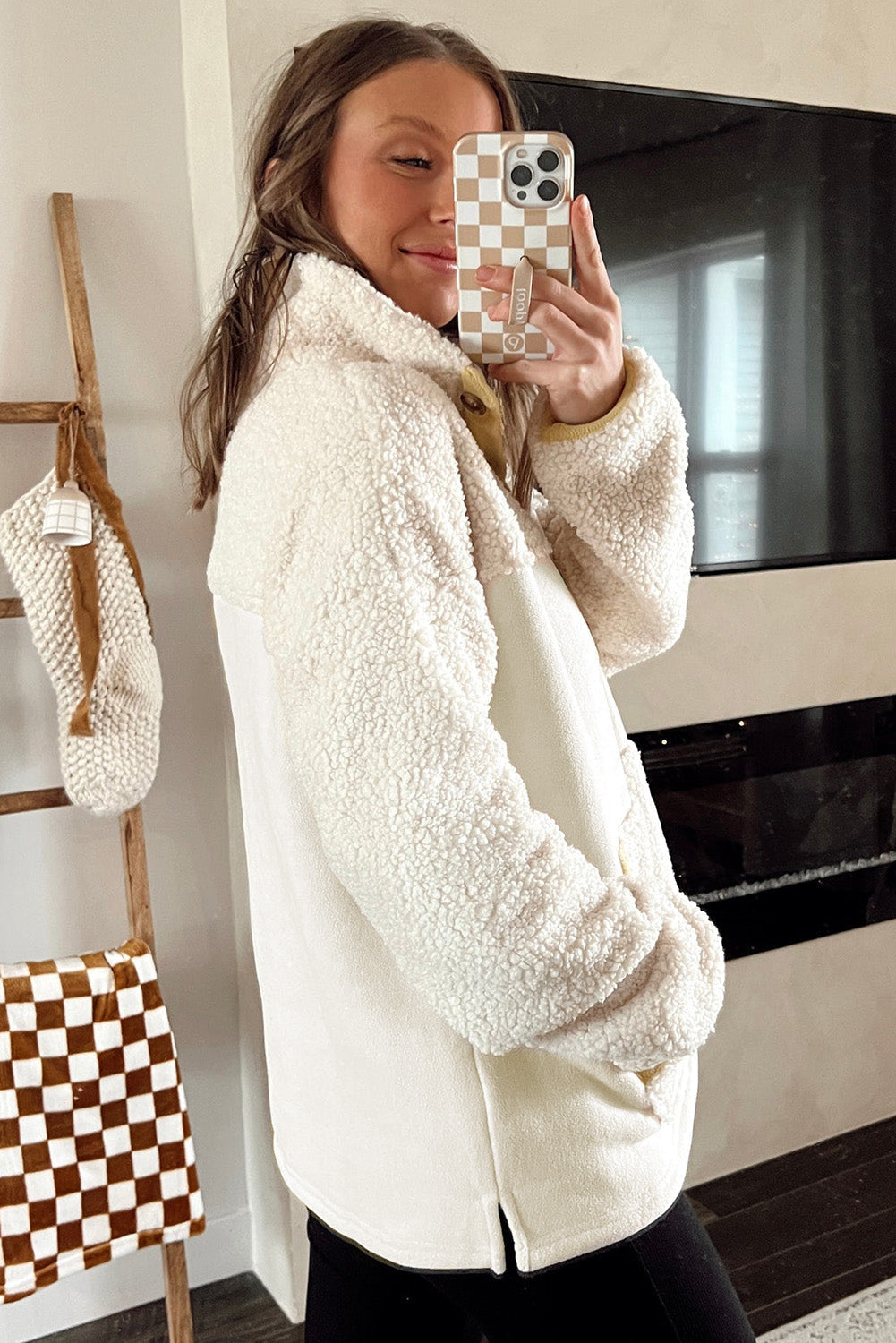 Sophisticated Garment with a Clean Classic Look