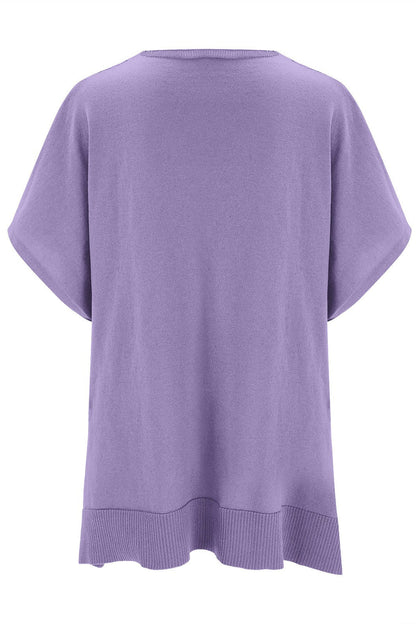 Effortlessly Elegant Top with a Timeless Design