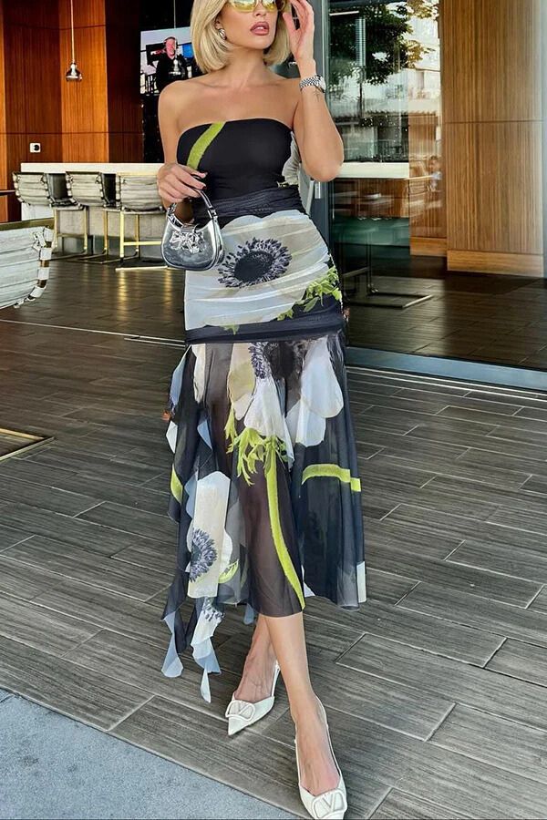Classic Vintage & Enduringly Stylish Dress