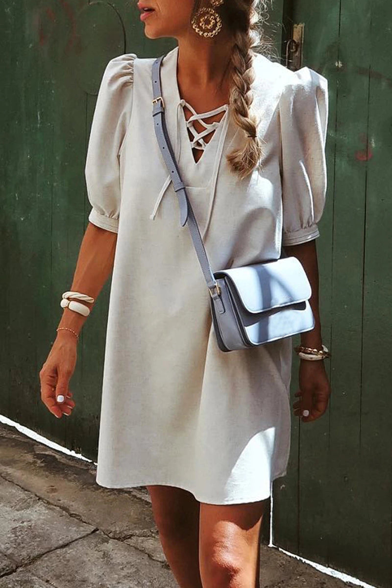 Beautifully Finished Dress in a Timeless Design