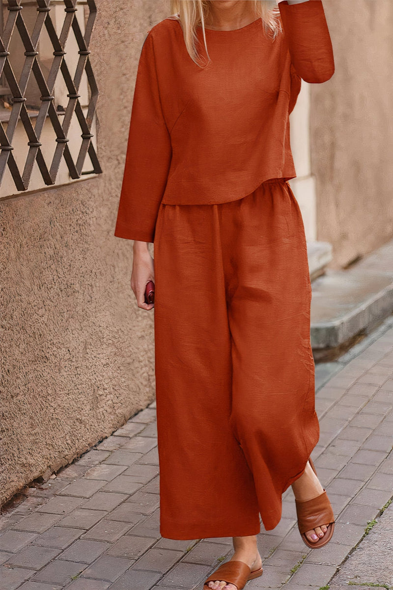 Classic Vintage Trousers with a Flattering Fit