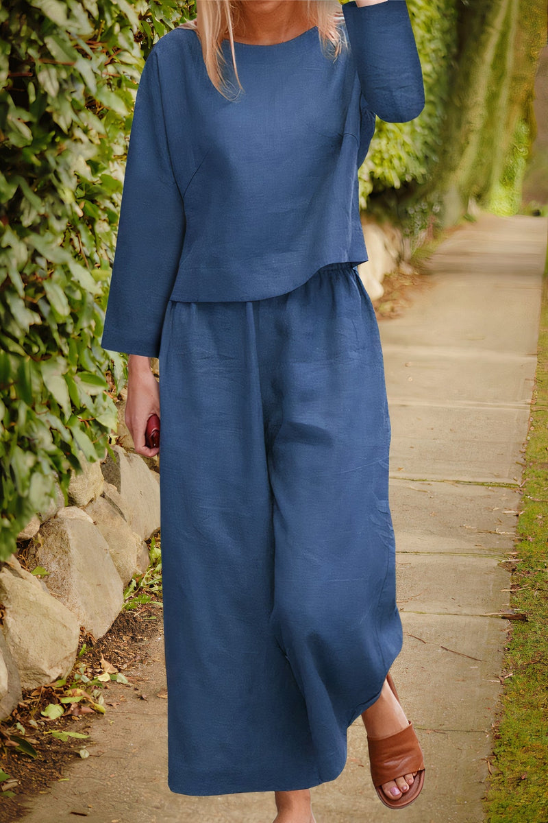 Classic Vintage Trousers with a Flattering Fit