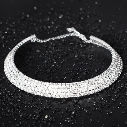 Upea Kaulakoru päivittäiseen käyttöön