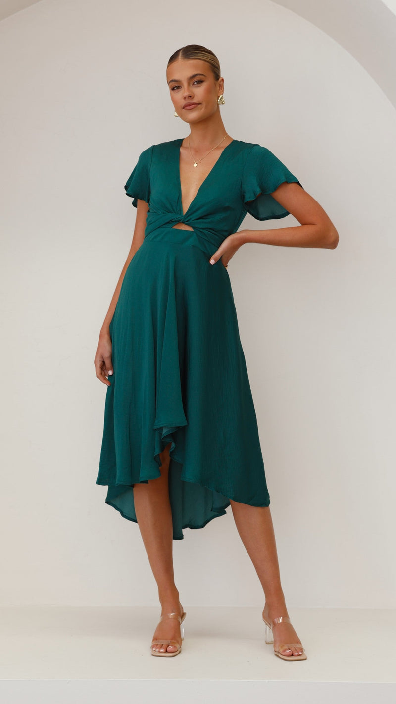 Gracefully Styled Dress for Any Occasion