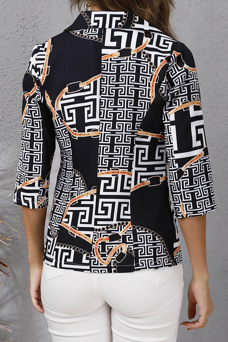 Elegantly Styled Jacket for Everyday Wear