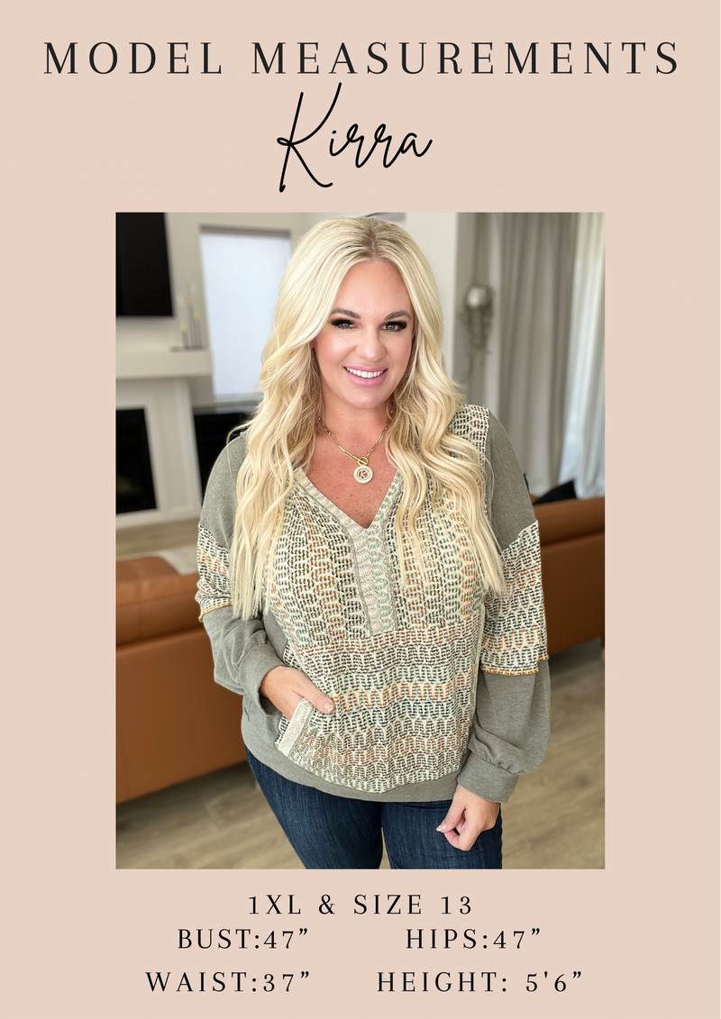 Well Tailored Sweater with a Graceful Silhouette
