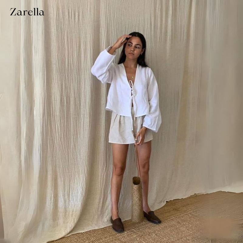 Classic Vintage Top with a Flattering Fit