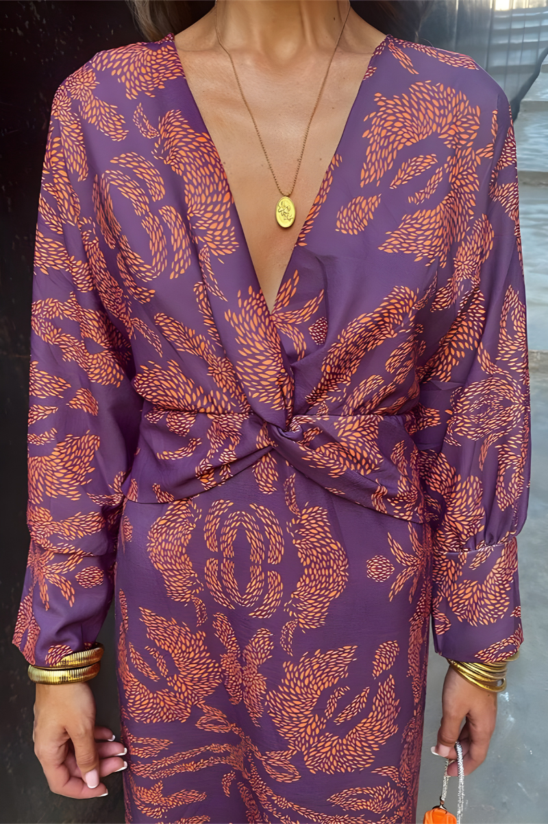 Classic Vintage & Enduringly Stylish Dress