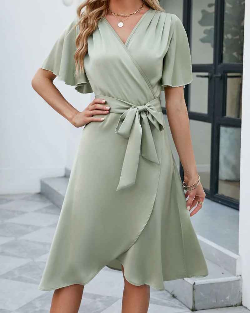 Classic Vintage & Enduringly Stylish Dress