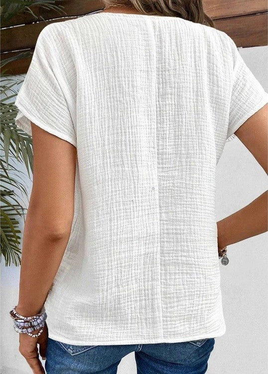Polished Blouse with an Effortless Classic Look