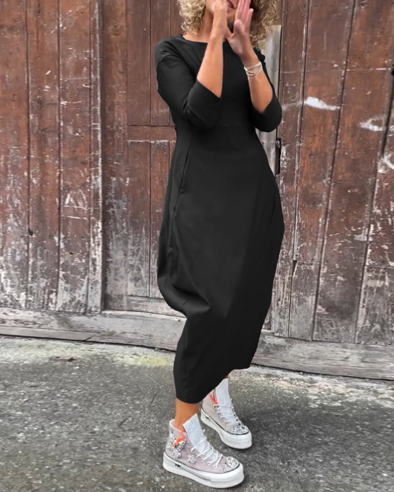 Sophisticated Dress with a Clean Classic Look