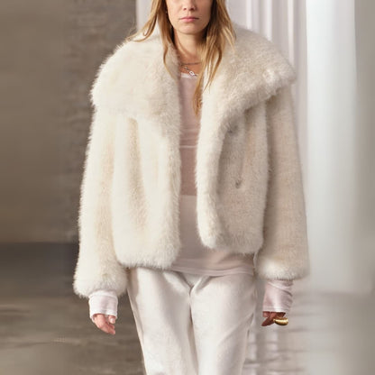 Classic Vintage & Enduringly Stylish Coat