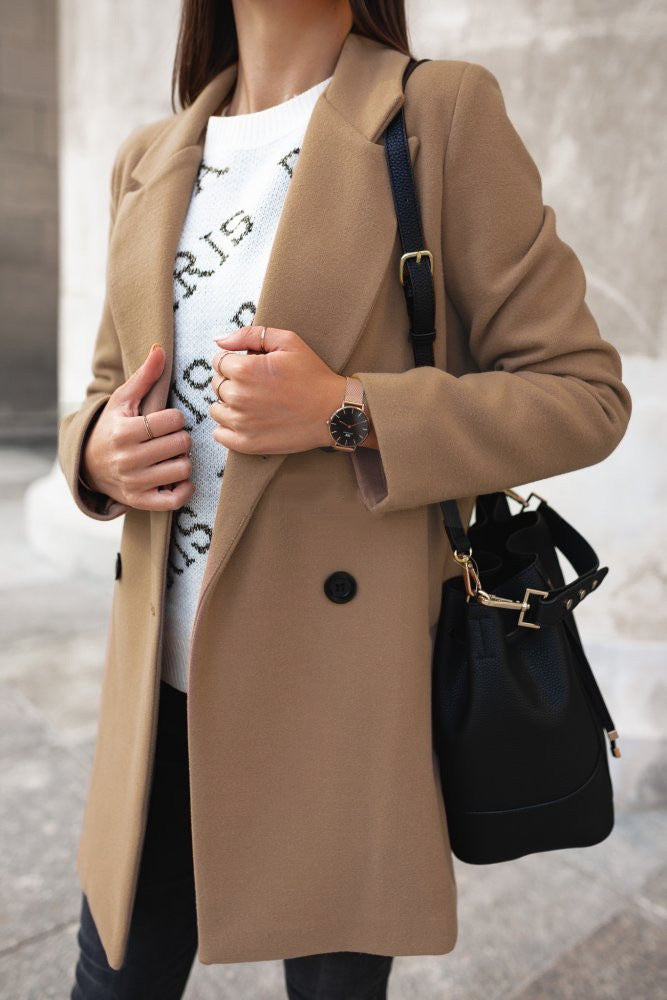 Polished Jacket with an Effortless Classic Look