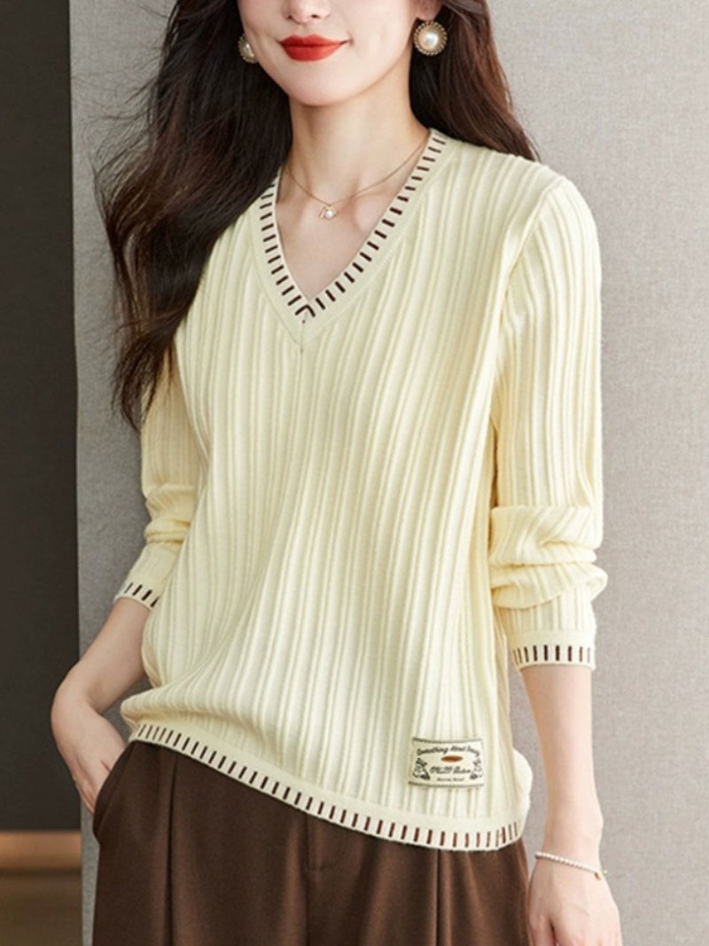A Vintage Style Top with Delicate Timeless Details