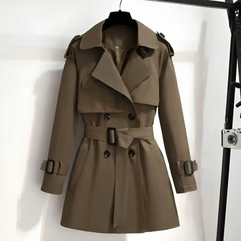Classic Vintage & Enduringly Stylish Coat