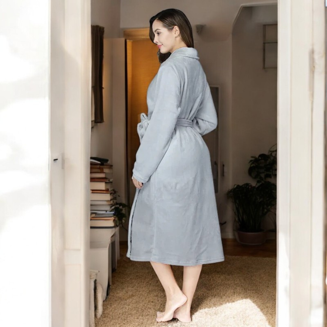 Well Tailored Garment with a Graceful Silhouette