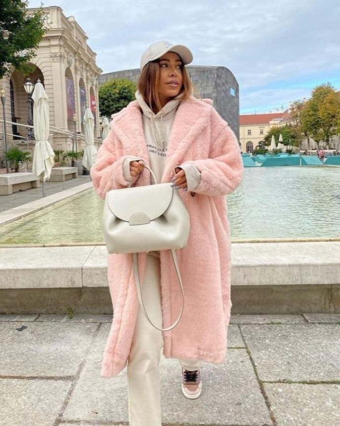 Classic Vintage Coat with a Flattering Fit