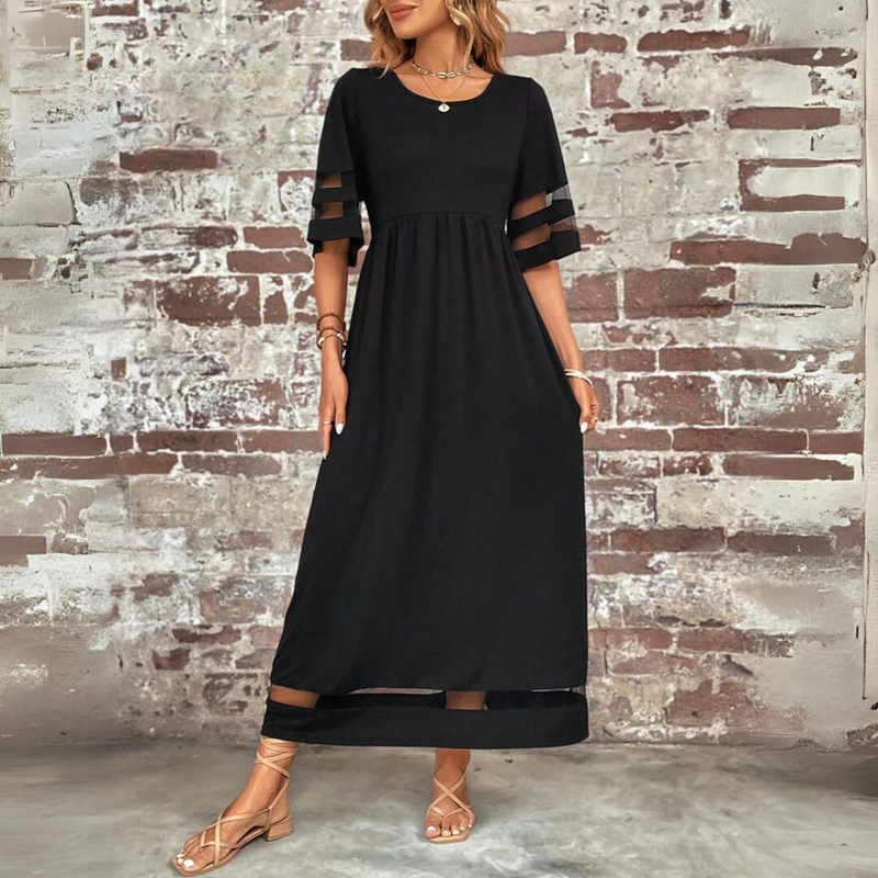 Beautifully Finished Dress in a Timeless Design