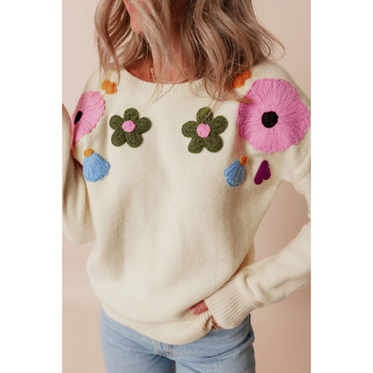 Well Tailored Sweater with a Graceful Silhouette
