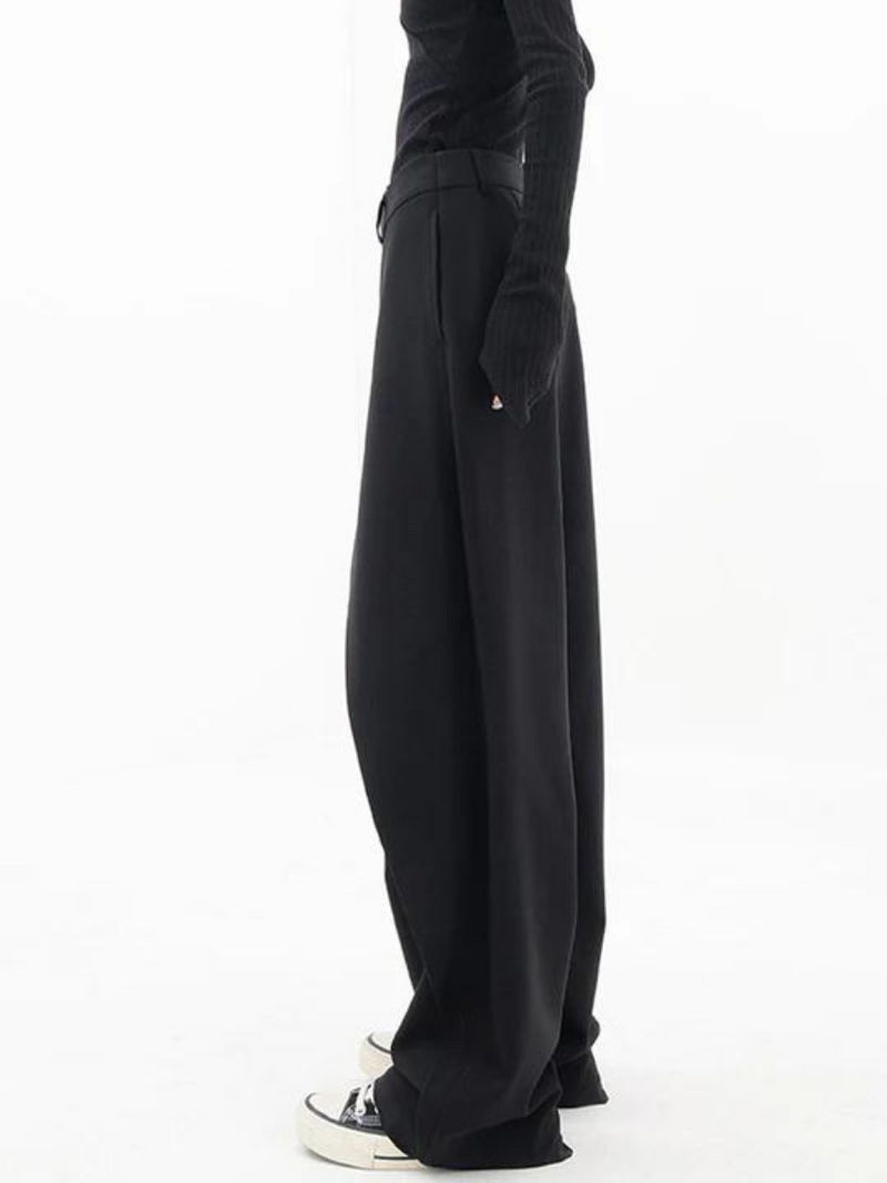 Gracefully Styled Trousers for Any Occasion