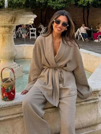 Effortlessly Elegant Garment with a Timeless Design
