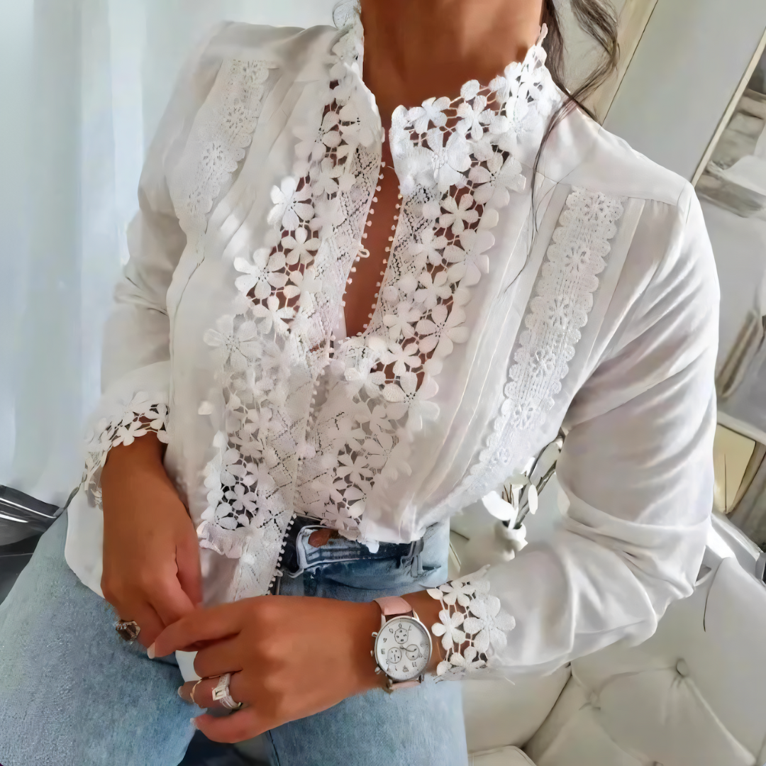 Elegantly Styled Blouse for Everyday Wear