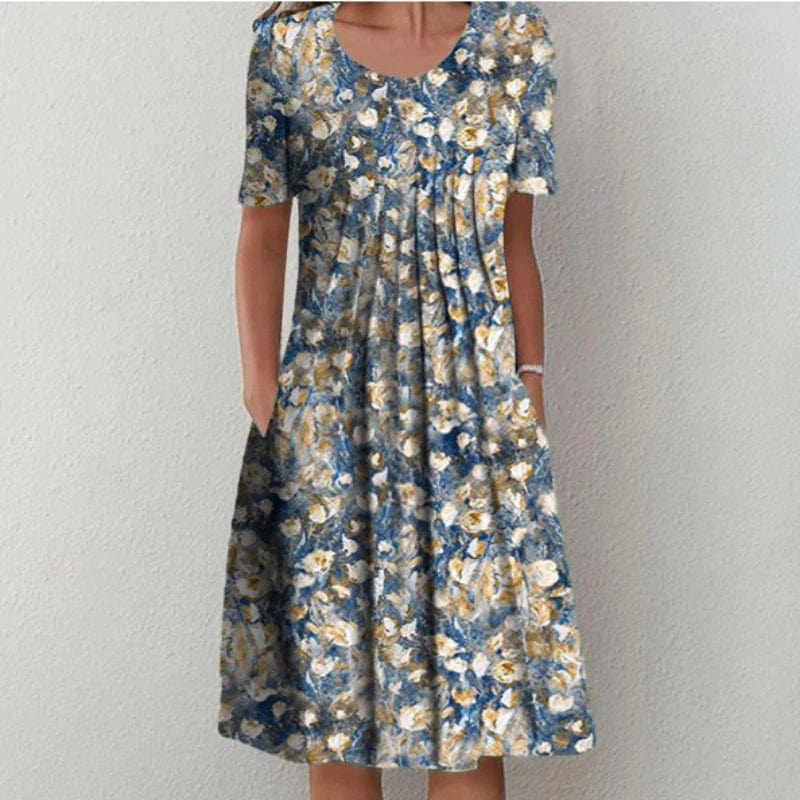 Classic Vintage Dress with a Flattering Fit