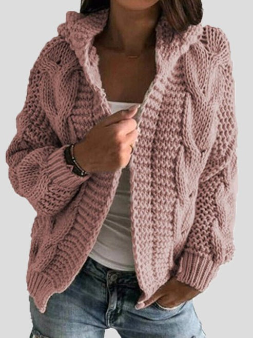 Well Tailored Sweater with a Graceful Silhouette